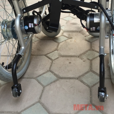 Bánh sau giúp chống đỡ tốt hơn