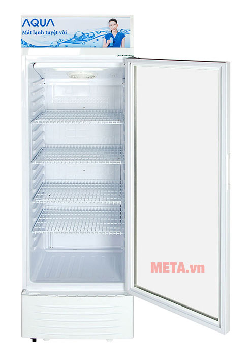 Tủ mát Aqua AQB-340V trang bị bánh xe giúp di chuyển thuận tiện hơn