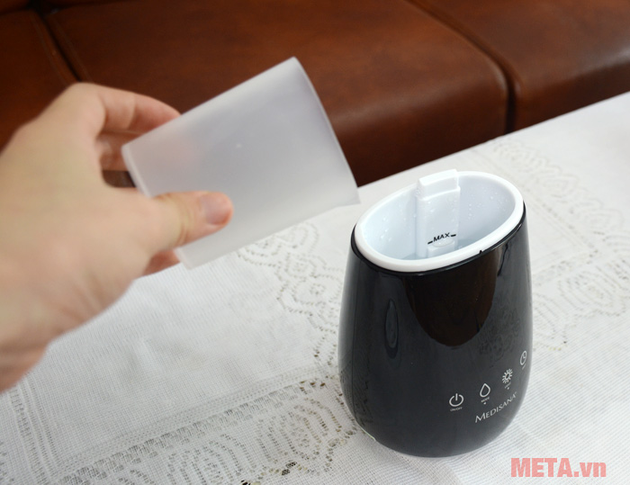 Máy khuếch tán tinh dầu Medisana AD640 Đèn xông tinh dầu với cốc đong và dấu hiệu cho nước vừa phải