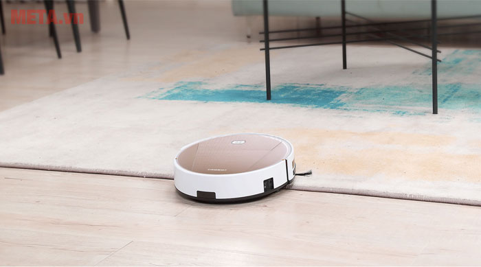 Robot hút bụi tự hoạt động theo lập trình