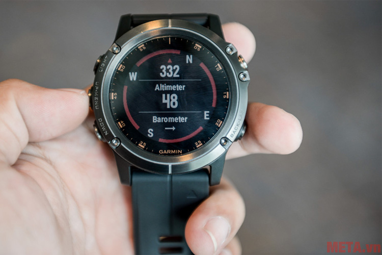 Cảm biến nhịp tim của đồng hồ thông minh hỗ trợ tập luyện Garmin fenix 5X Plus Sapphire