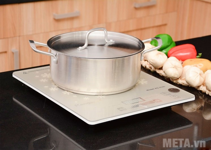 Bếp từ đơn Kangaroo KG419i chỉ sử dụng cho nồi chuyên dụng