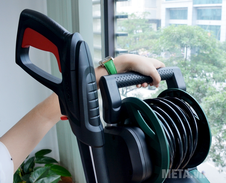 Tay kéo có thể thay đổi chiều cao 