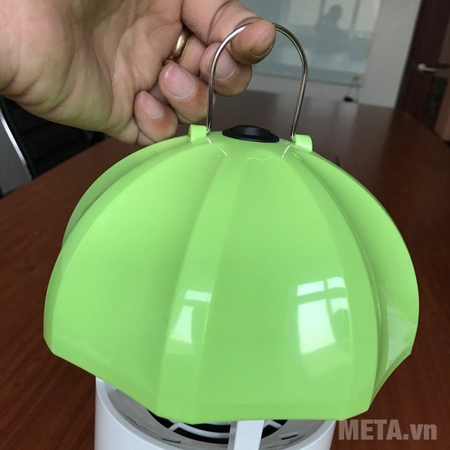 Đèn diệt muỗi Comet CM058 có móc treo Đèn bắt muỗi và côn trùng