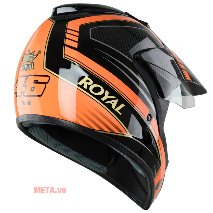 Mặt nghiêng của mũ