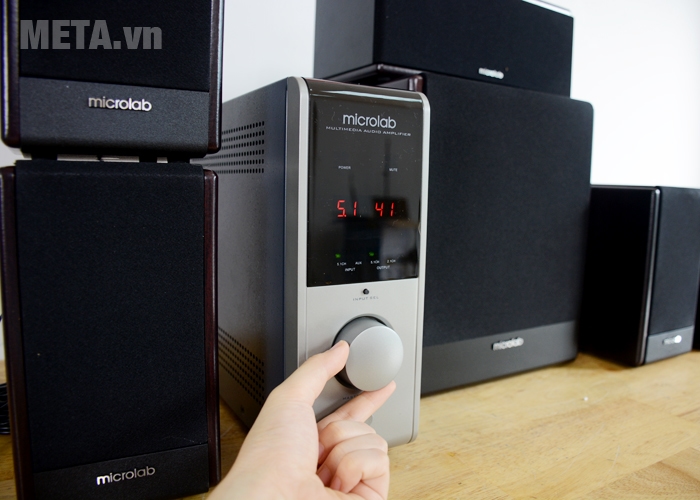 Núm điều chỉnh Volume trên amply Núm điều chỉnh Volume trên amply