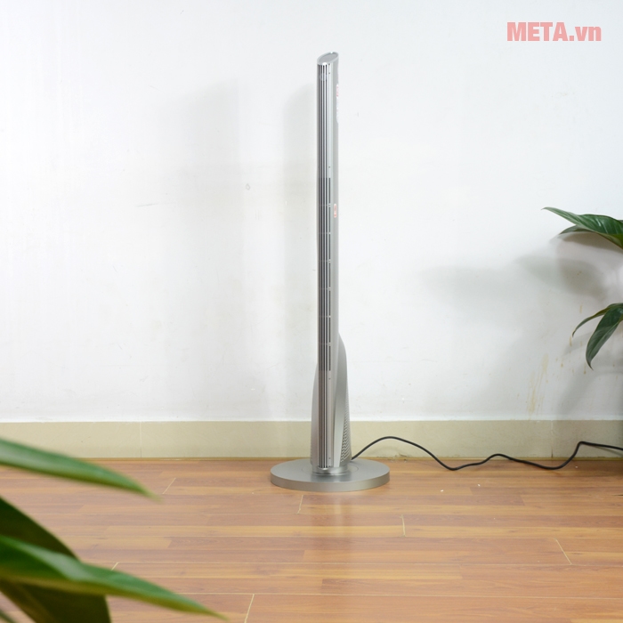 Máy sưởi KoriHome EHK-101-S thiết kế hình trụ đứng tiết kiệm không gian