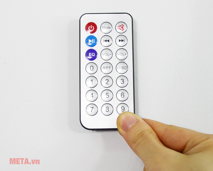 Loa karaoke có điều khiển từ xa Loa karaoke có điều khiển từ xa