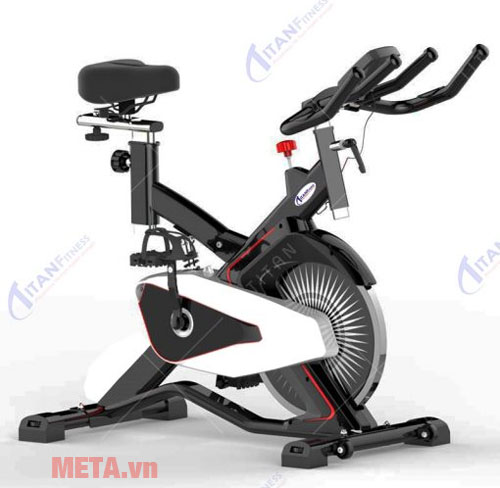 Xe đạp tập thể lực
