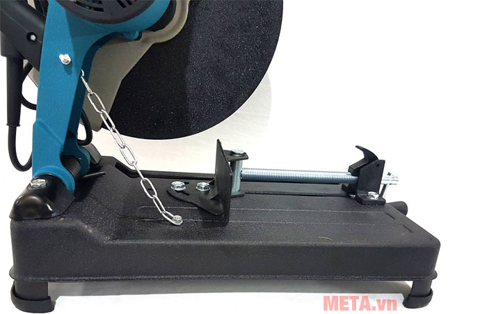 Máy được sản xuất trên dây chuyền công nghệ tiên tiến của Nhật Bản