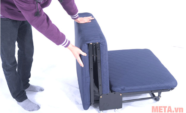 Bạn dễ dàng gấp ghế
