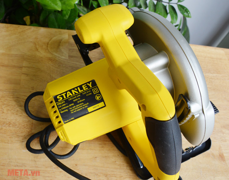 Máy cưa đĩa Stanley Stel 311 in thông số trên máy Máy cưa đĩa chạy điện