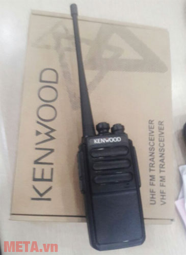 Bộ đàm Kenwood TK 3206 với 16 kênh nhớ