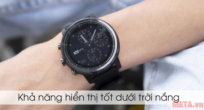 Đồng hồ có khả năng hiển thị tốt dưới trời nắng