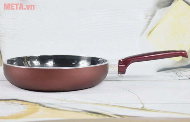 Lòng chảo được làm từ chất liệu chống dính an toàn khi sử dụng