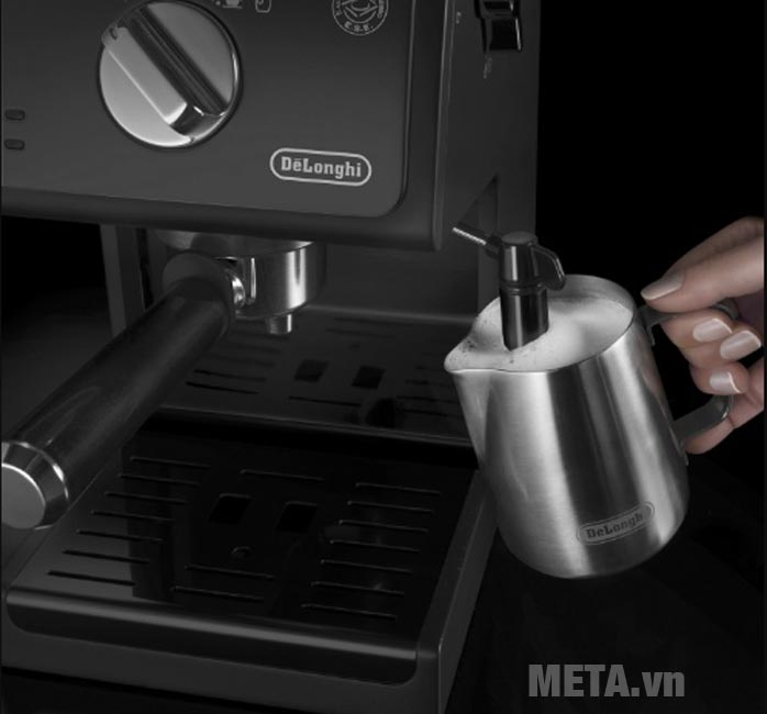 Máy pha cà phê Delonghi ECP31.21 có vòi đánh sữa