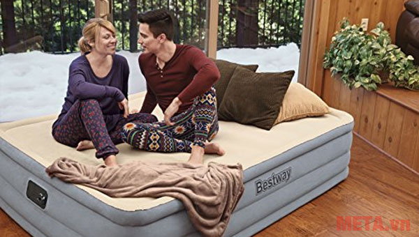 Đệm hơi Bestway 67486 (Đã Có Bơm)