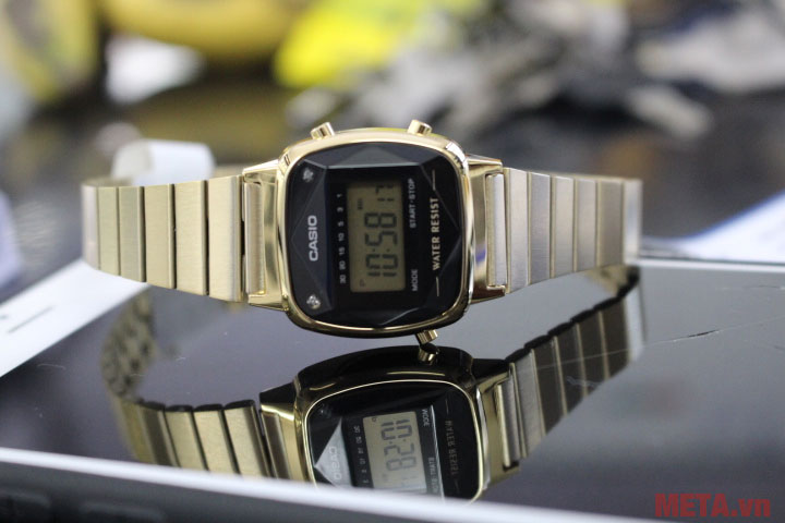 Casio LA670WGAD-1DF xứng đáng là phụ kiện thời trang