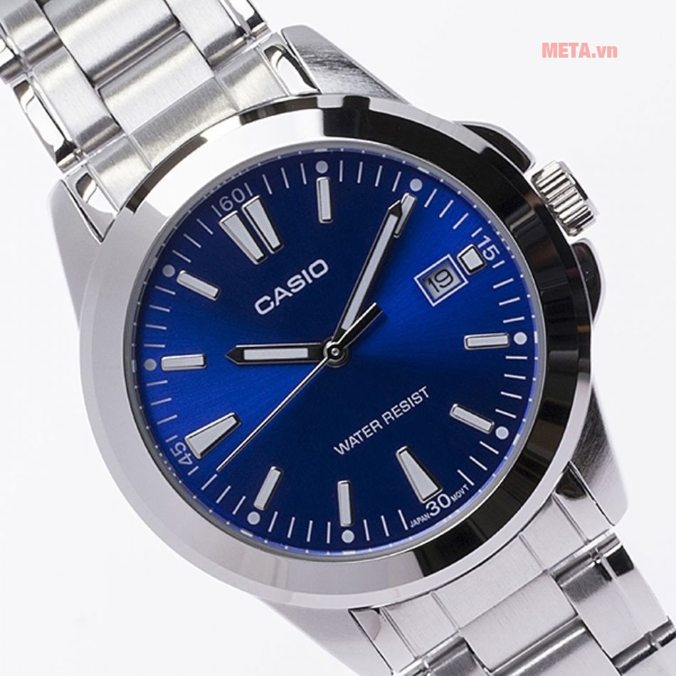 Dây thép không gỉ, bóng sáng, kết hợp với mặt kính khoáng chống xước Đồng hồ nam