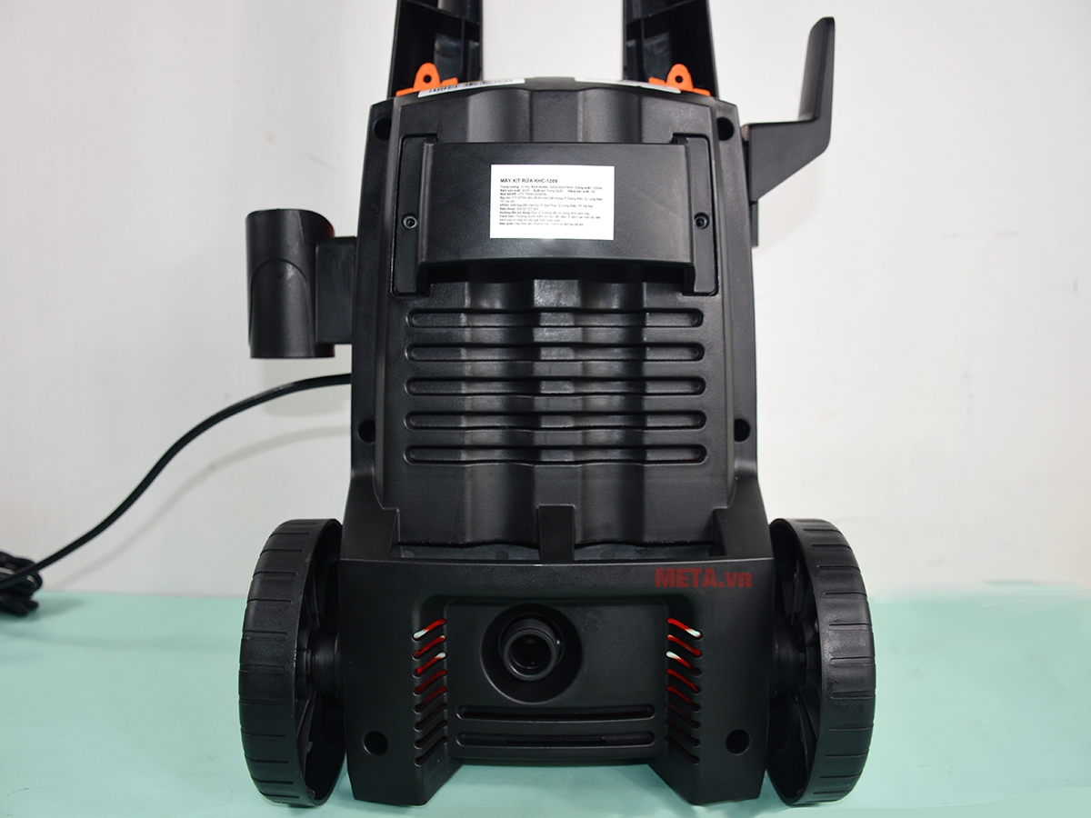 Máy rửa xe mini