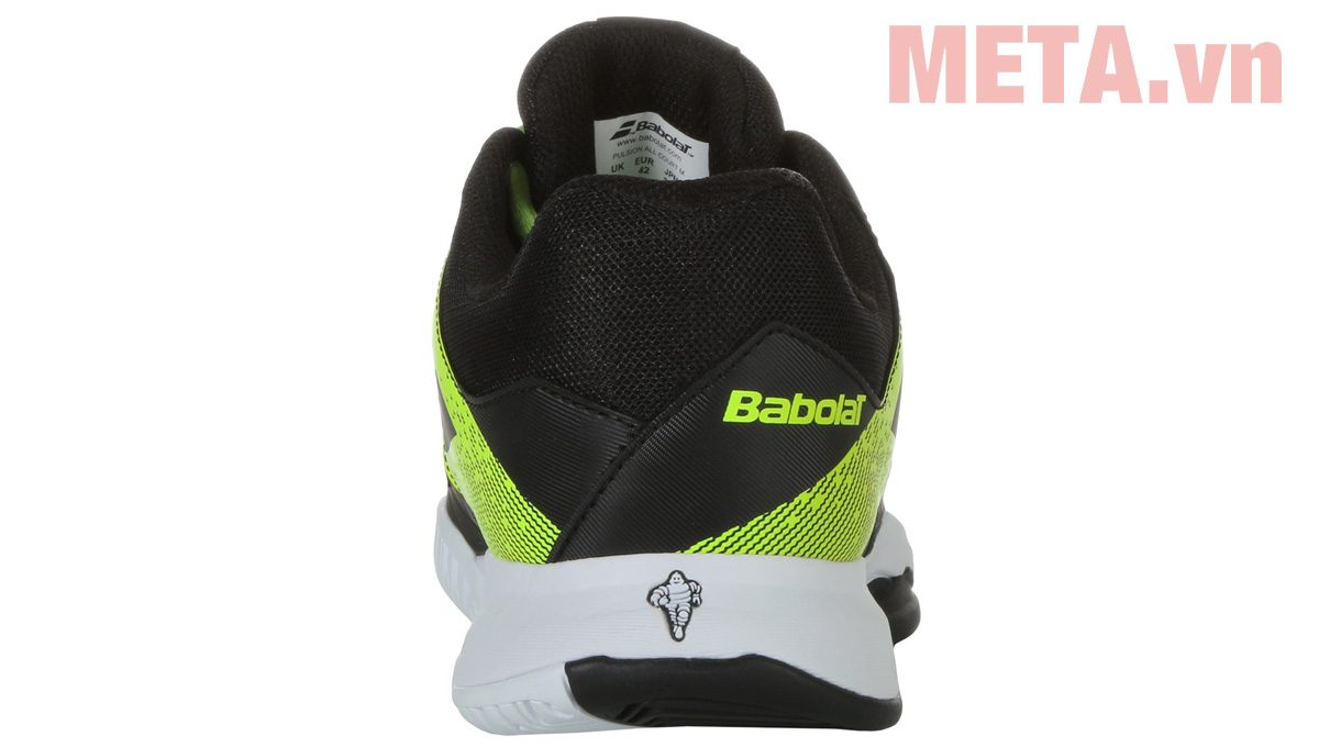 Giày tennis chuyên nghiệp