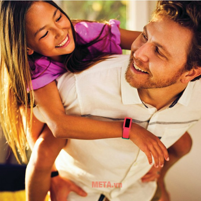 Hỗ trợ gia đình trong việc luyện tập Đồng hồ thông minh theo dõi chuyển động dành cho trẻ em