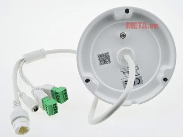 Hỗ trợ khe cắm thẻ nhớ lên tới 128GB cho phép bạn lưu trữ nhiều đoạn video Các jack cắm của Hikvision DS-2CD2143G0-IS