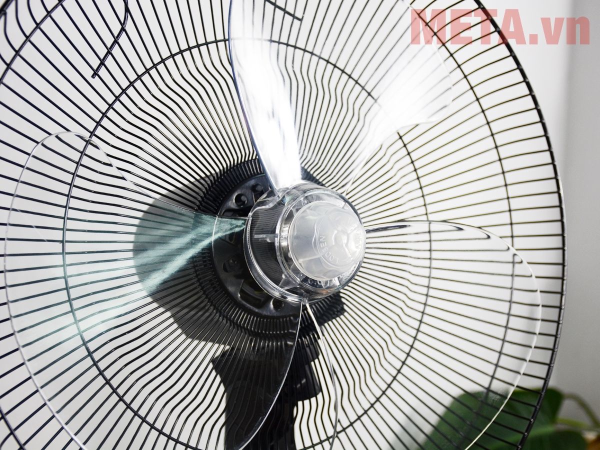 Quạt phun sương Sunhouse SHD7823 