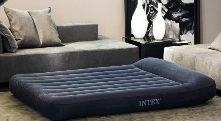 Đệm hơi INTEX 1m37 66768 (có kèm bơm)