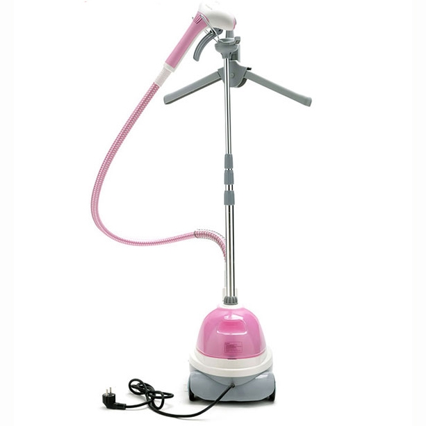 Bàn ủi hơi nước đứng Kangaroo KG755