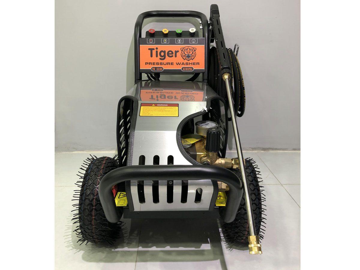 Máy phun xịt rửa xe cao áp 3KW Tiger UV-2200TTS