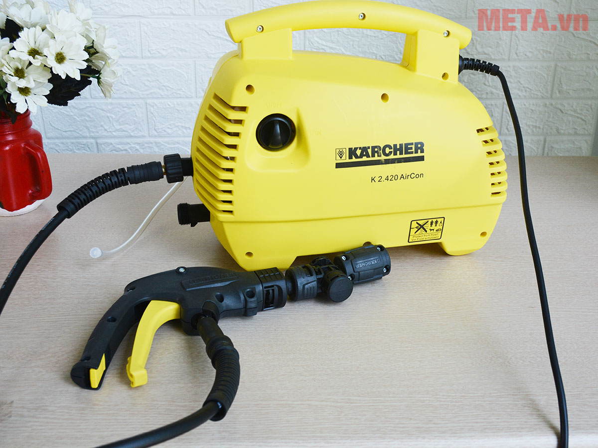 Máy phun rửa áp lực Karcher K2 420 có thể điều chỉnh áp lực 20 - 100 bar