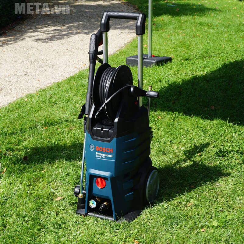 Máy rửa xe cao áp Bosch  
