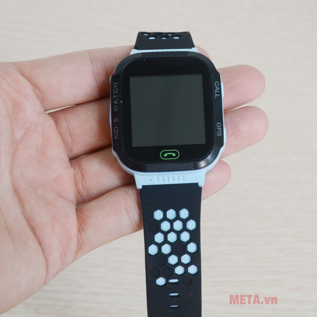 Đồng hồ định vị đeo rất thoải mái Đồng hồ định vị GPS