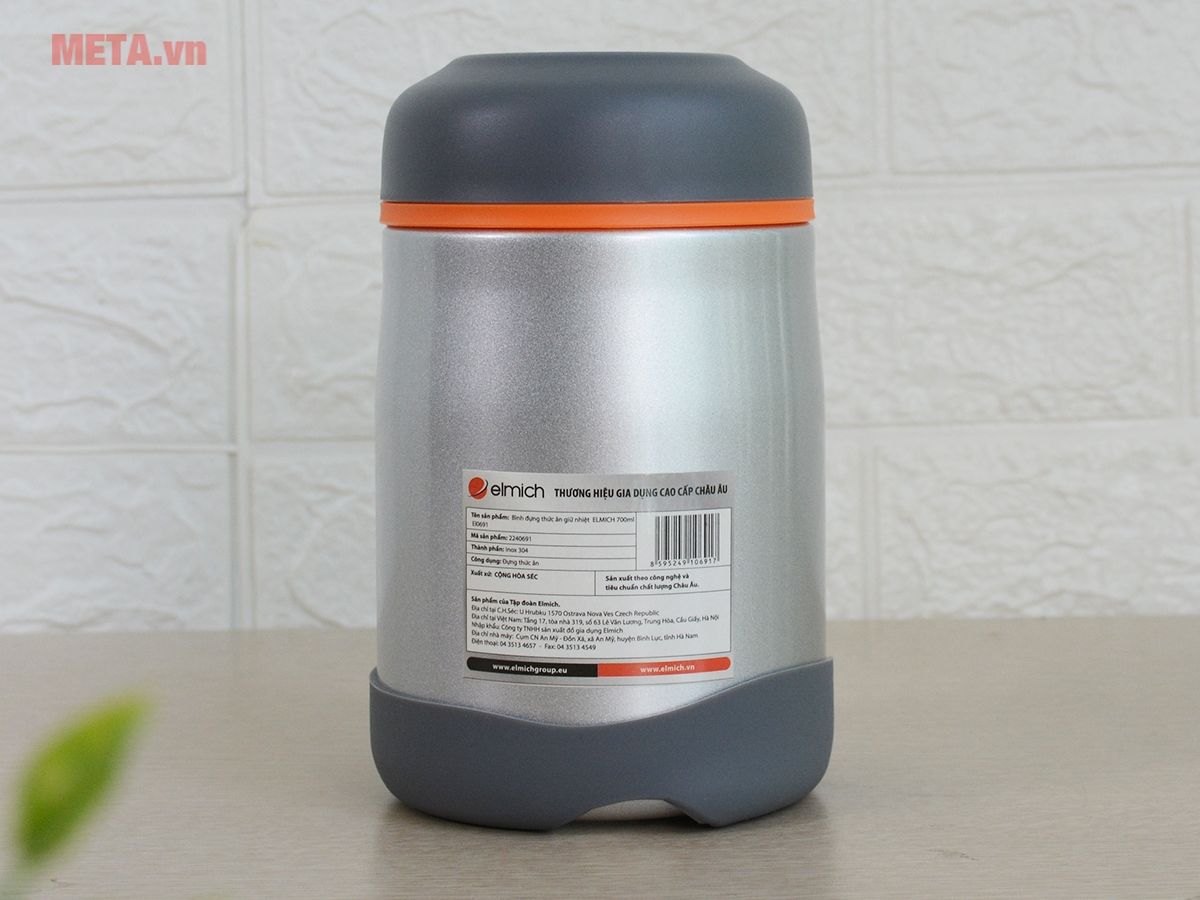 Bình có dung tích 700ml phù hợp với nhu cầu sử dụng của cá nhân