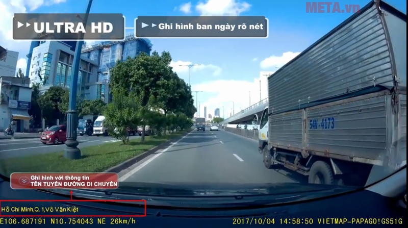 Camera hành trình Vietmap ghi hình ban ngày hiển thị thông tin đầy đủ