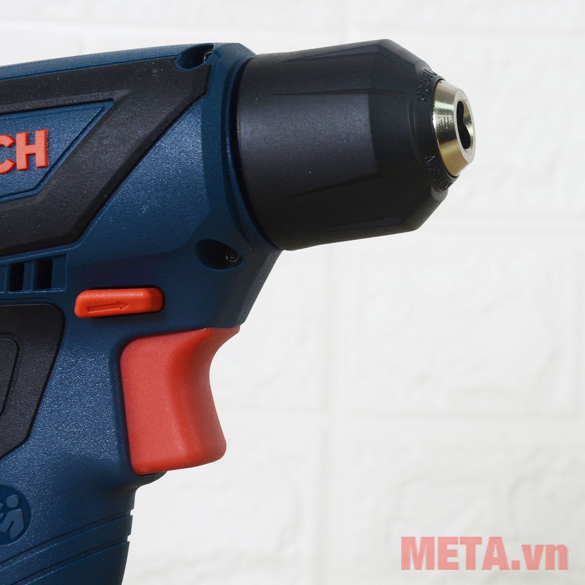 Máy khoan vặn vít Bosch GSR 1000 hoạt động bền bỉ 