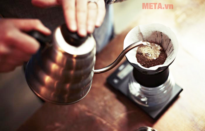 Máy pha cà phê tự động