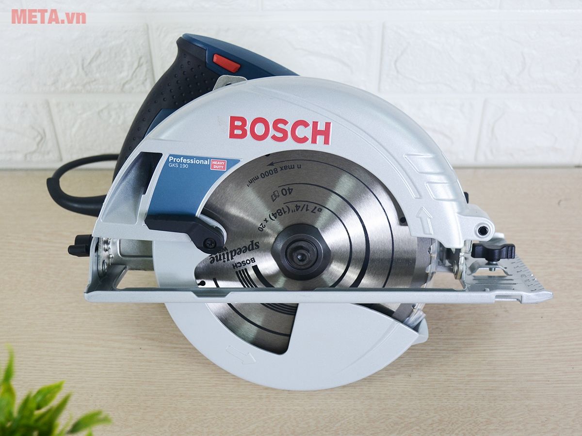 Máy cưa gỗ, cưa lọng Bosch GKS-190 dễ dàng xẻ gỗ, cắt gỗ