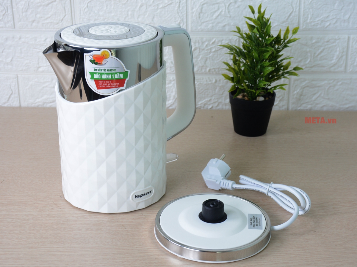 Nguồn điện được thiết kế độc lập với ấm