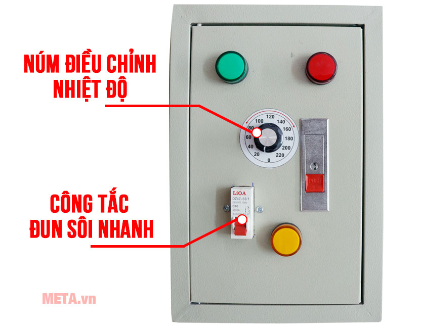 Bảng điều khiển điều chỉnh chức năng của nồi nấu cháo