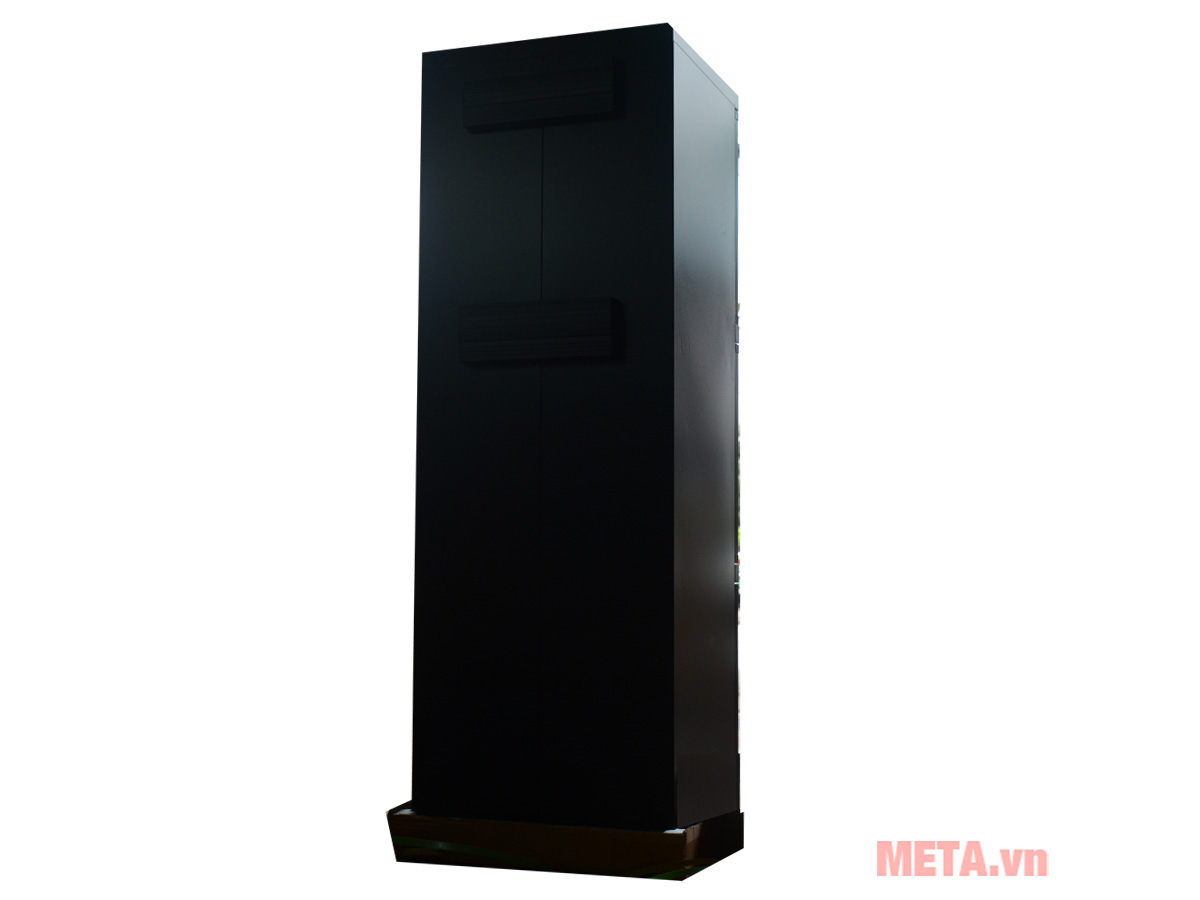 Mặt sau của tủ chống ẩm