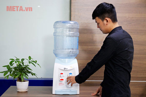 Cây nước nóng lạnh 2 vòi