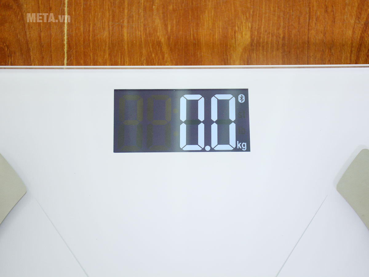 Màn hình LCD hiển thị rõ ràng