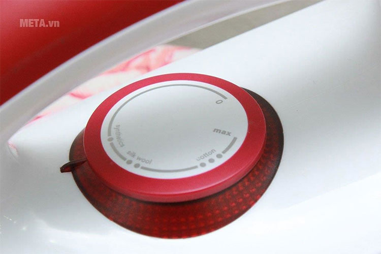 Bàn là Electrolux EDI1004