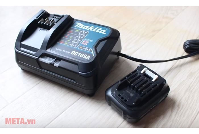 Máy hút bụi dùng pin Makita CL106FDSYW