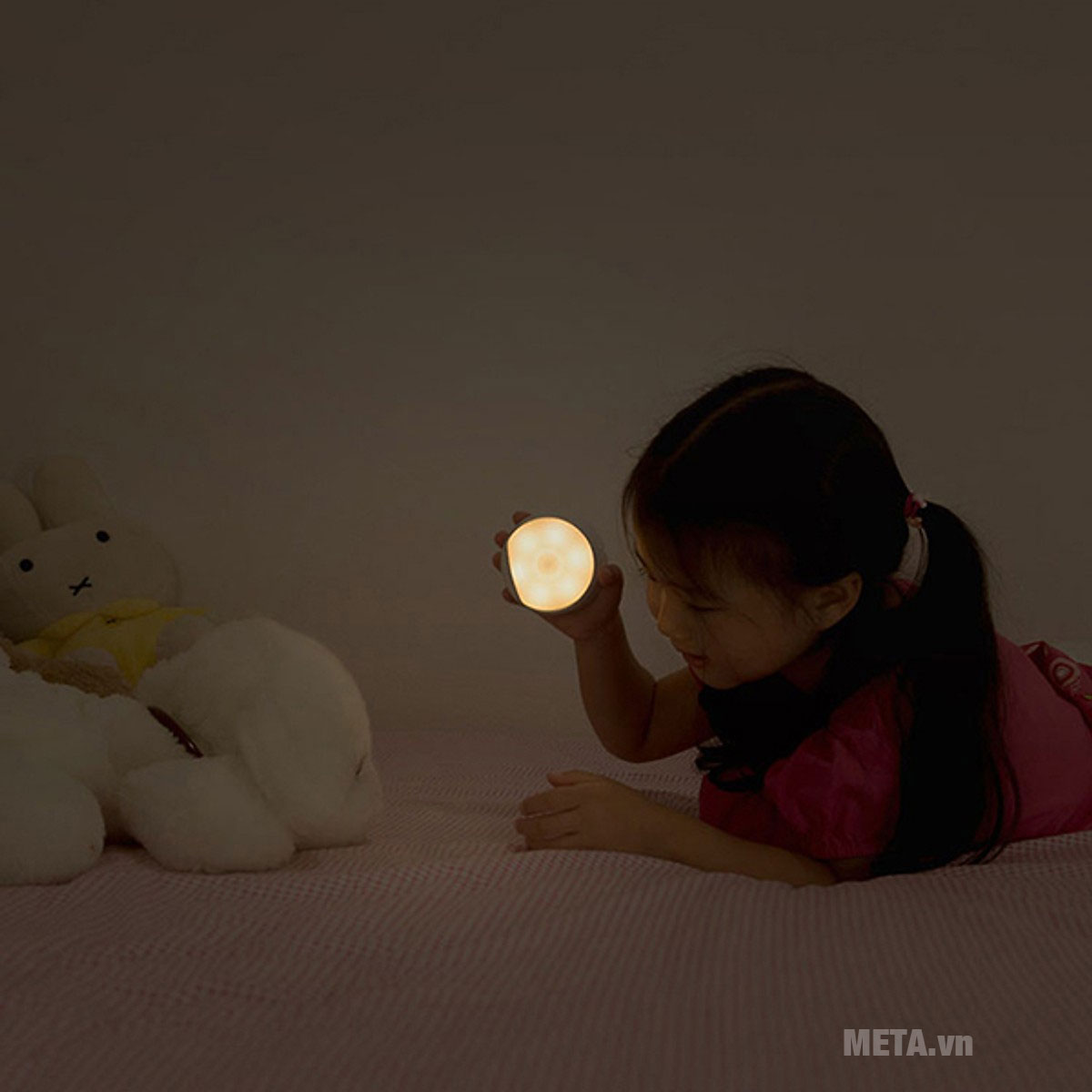 Đèn cảm ứng ban đêm Xiaomi Yeelight Rechargeable Night Light cho ánh sáng dịu nhẹ