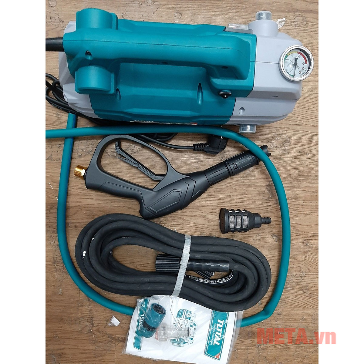 Trọn bộ phụ kiện đi kèm máy