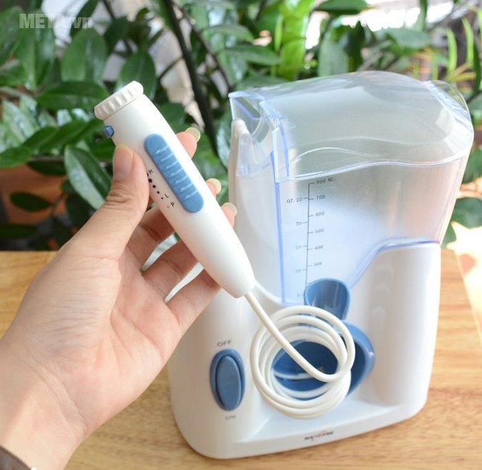 Máy tăm nước sóng siêu âm Maxcare Max 456 Plus