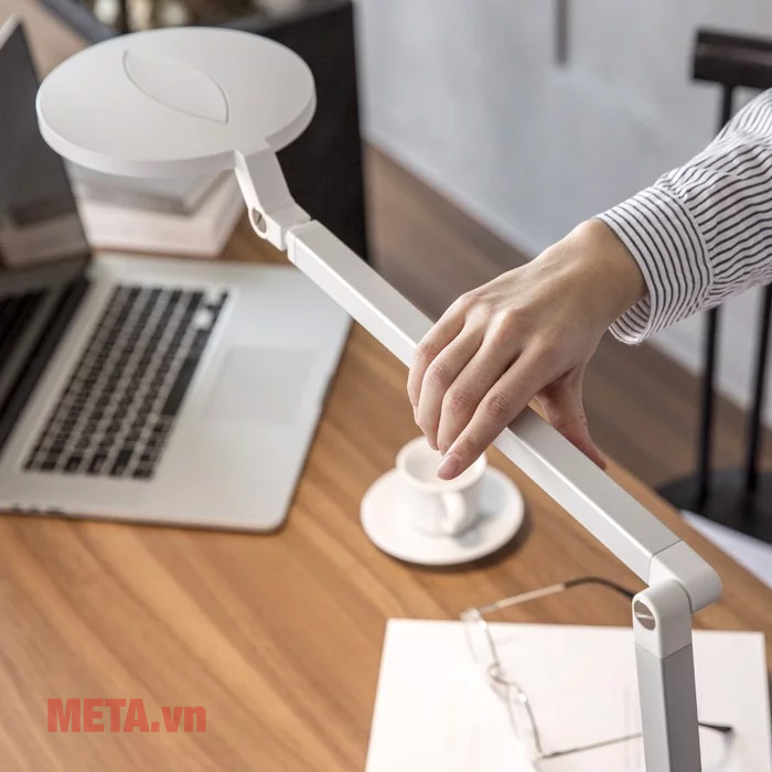 Đèn kẹp bàn Prism